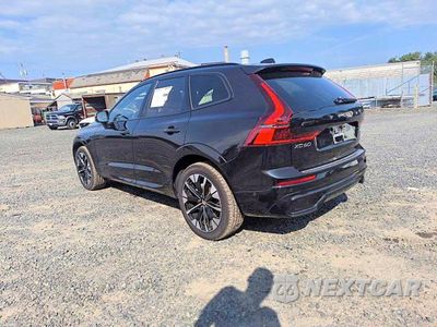 Drugie zdjęcie samochodu z przodu: 2026 VOLVO XC60 PLUS VIN:YV4M12RC2T1336011 - miniatura