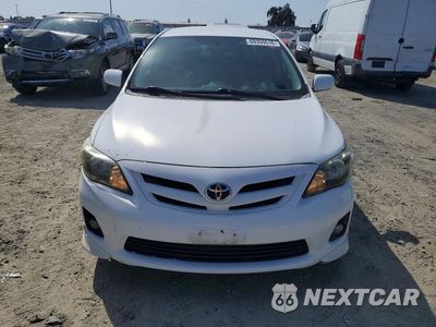 Piąte zdjęcie samochodu w środku: 2013 TOYOTA COROLLA S VIN:2T1BU4EE6DC983271 - miniatura