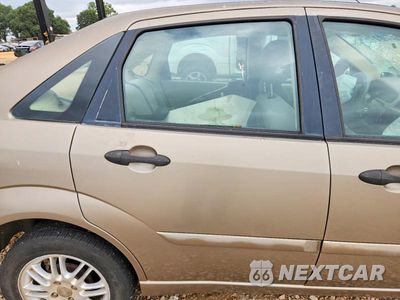 Zdjęcie 10 z 12 samochodu: 2005 FORD FOCUS ZX4 VIN:1FAFP34N35W256673 - miniatura