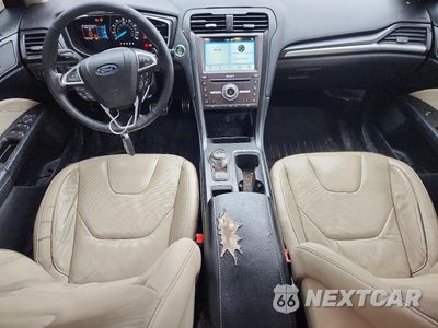 Zdjęcie 8 z 12 samochodu: 2017 FORD FUSION TITANIUM VIN:3FA6P0K9XHR116003 - miniatura