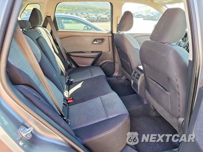 Zdjęcie 10 z 12 samochodu: 2021 NISSAN ROGUE SV VIN:5N1AT3BA4MC730478 - miniatura