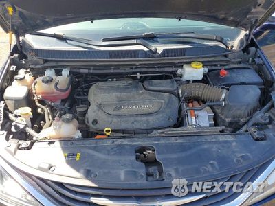 Zdjęcie 12 z 13 samochodu: 2018 CHRYSLER PACIFICA HYBRID LIMITED VIN:2C4RC1N70JR127140 - miniatura