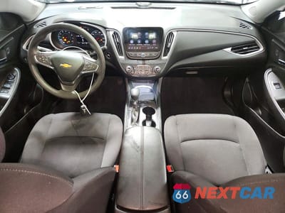 Zdjęcie 8 z 12 samochodu: 2025 CHEVROLET MALIBU LT VIN:1G1ZD5ST3SF145963 - miniatura