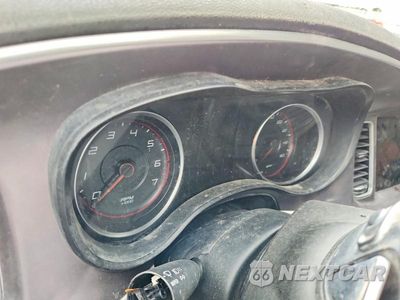 Zdjęcie 9 z 13 samochodu: 2019 DODGE CHARGER R/T VIN:2C3CDXCT3KH597874 - miniatura