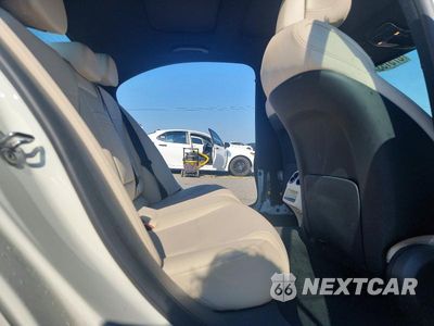 Zdjęcie 10 z 13 samochodu: 2022 MERCEDES-BENZ C 300 VIN:W1KAF4GB5NR060883 - miniatura