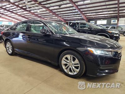 Czwarte zdjęcie samochodu z boku: 2018 HONDA ACCORD VIN:1HGCV1F16JA251526 - miniatura