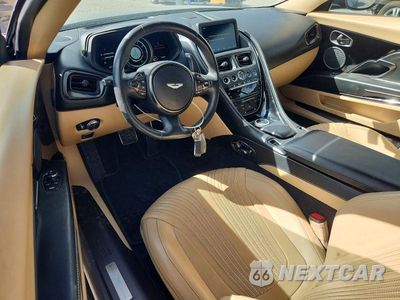 Zdjęcie 8 z 12 samochodu: 2019 ASTON MARTIN DB11 VIN:SCFRMFCW2KGM07134 - miniatura