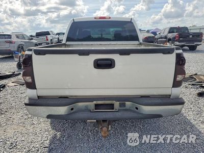 Zdjęcie 6 z 13 samochodu: 2004 CHEVROLET SILVERADO C1500 VIN:2GCEC13T141372319 - miniatura