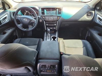 Zdjęcie 8 z 13 samochodu: 2017 NISSAN PATHFINDER S VIN:5N1DR2MNXHC911760 - miniatura