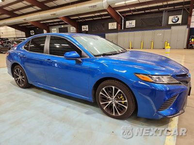 Czwarte zdjęcie samochodu z boku: 2019 TOYOTA CAMRY SE VIN:4T1B11HK8KU269615 - miniatura
