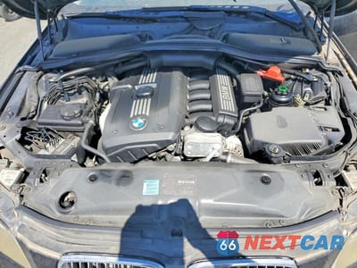 Zdjęcie 11 z 12 samochodu: 2009 BMW 528 I VIN:WBANU53559C121145 - miniatura