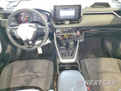 Zdjęcie 8 z 13 samochodu: 2019 TOYOTA RAV4 XLE VIN:JTMP1RFV0KD007531 - miniatura