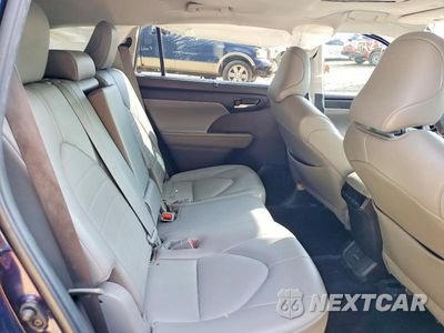 Zdjęcie 11 z 13 samochodu: 2022 TOYOTA HIGHLANDER XLE VIN:5TDGZRBH1NS575630 - miniatura
