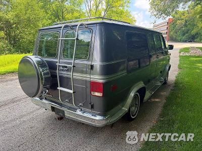 Czwarte zdjęcie samochodu z boku: 1988 GMC RALLY WAGON / VAN G2500 VIN:1GDEG25K2J7514900 - miniatura