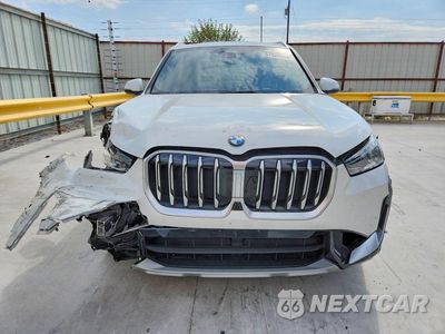 Piąte zdjęcie samochodu w środku: 2026 BMW X1 XDRIVE28I VIN:WBX73EF04T5425659 - miniatura