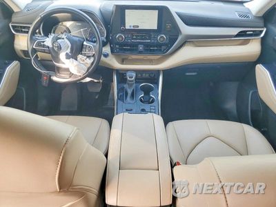 Zdjęcie 8 z 14 samochodu: 2023 TOYOTA HIGHLANDER HYBRID XLE VIN:5TDKARAH4PS018426 - miniatura