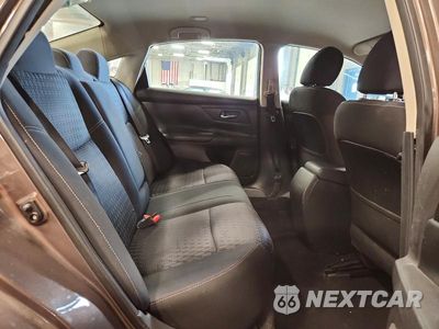 Zdjęcie 10 z 12 samochodu: 2016 NISSAN ALTIMA 2.5 S VIN:1N4AL3AP7GC168001 - miniatura
