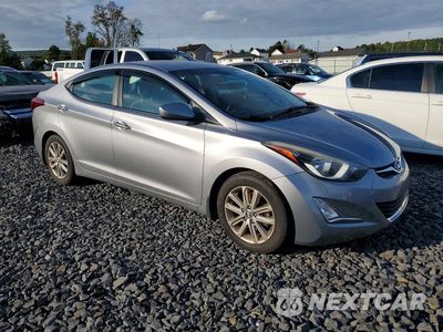 Czwarte zdjęcie samochodu z boku: 2015 HYUNDAI ELANTRA SE VIN:5NPDH4AE3FH608019 - miniatura