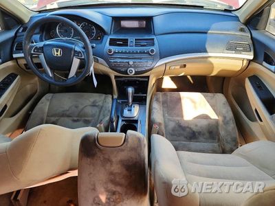Zdjęcie 8 z 13 samochodu: 2012 HONDA ACCORD LX VIN:1HGCP2F35CA092017 - miniatura