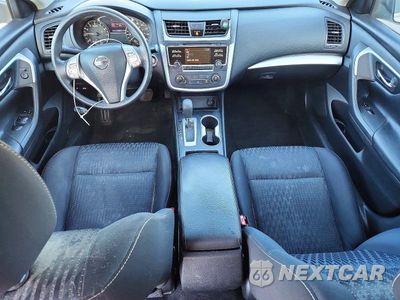 Zdjęcie 8 z 12 samochodu: 2017 NISSAN ALTIMA 2.5 S VIN:1N4AL3AP7HN320445 - miniatura
