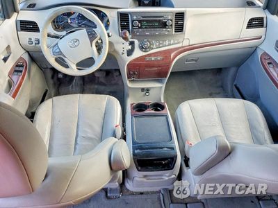 Zdjęcie 8 z 13 samochodu: 2012 TOYOTA SIENNA XLE 8-PASSENGER VIN:5TDYK3DC6CS244479 - miniatura