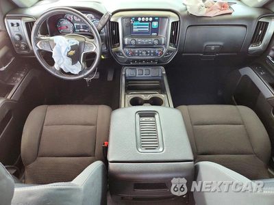 Zdjęcie 8 z 12 samochodu: 2018 CHEVROLET SILVERADO K1500 LT VIN:3GCUKREC2JG518899 - miniatura