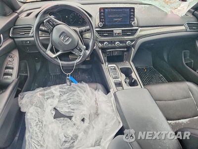 Zdjęcie 8 z 12 samochodu: 2018 HONDA ACCORD SPORT VIN:1HGCV2F31JA008956 - miniatura