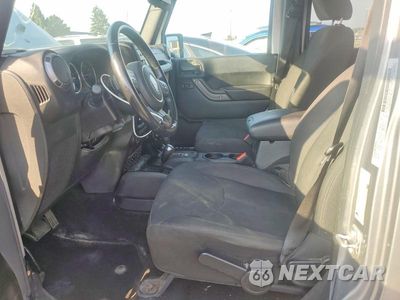 Zdjęcie 7 z 13 samochodu: 2018 JEEP WRANGLER UNLIMITED SPORT VIN:1C4BJWDG6JL891962 - miniatura