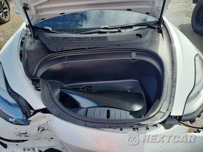 Zdjęcie 11 z 12 samochodu: 2018 TESLA MODEL 3 VIN:5YJ3E1EA7JF060432 - miniatura