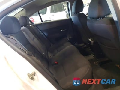 Zdjęcie 10 z 12 samochodu: 2014 CHEVROLET CRUZE LT VIN:1G1PC5SB8E7452688 - miniatura