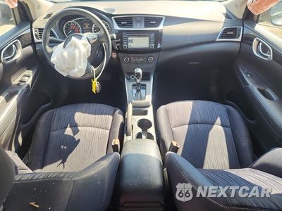 Zdjęcie 8 z 13 samochodu: 2016 NISSAN SENTRA SV VIN:3N1AB7AP3GY328244 - miniatura