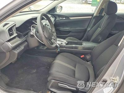 Zdjęcie 7 z 13 samochodu: 2019 HONDA CIVIC LX VIN:2HGFC2F62KH536974 - miniatura
