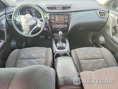 Zdjęcie 8 z 14 samochodu: 2016 NISSAN ROGUE S VIN:KNMAT2MT7GP732834 - miniatura