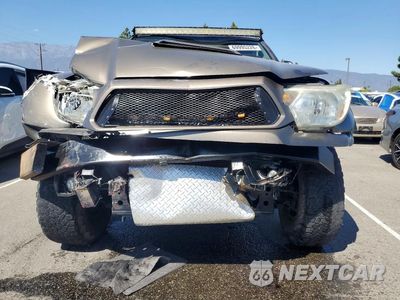 Piąte zdjęcie samochodu w środku: 2015 TOYOTA TACOMA DOUBLE CAB PRERUNNER VIN:3TMJU4GNXFM182247 - miniatura