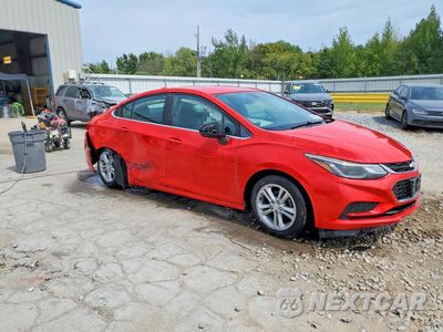 Czwarte zdjęcie samochodu z boku: 2016 CHEVROLET CRUZE LT VIN:1G1BE5SM2G7305999 - miniatura