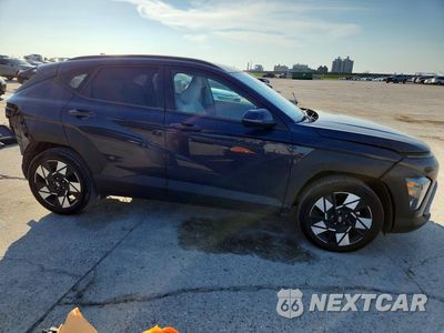 Czwarte zdjęcie samochodu z boku: 2024 HYUNDAI KONA SEL VIN:KM8HB3AB5RU067113 - miniatura