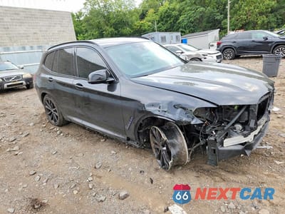 Czwarte zdjęcie samochodu z boku: 2022 BMW X3 M40I VIN:5UX83DP04N9K67327 - miniatura