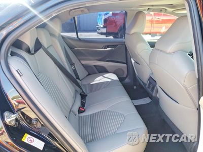 Zdjęcie 10 z 13 samochodu: 2018 TOYOTA CAMRY SE VIN:4T1B11HK8JU599429 - miniatura