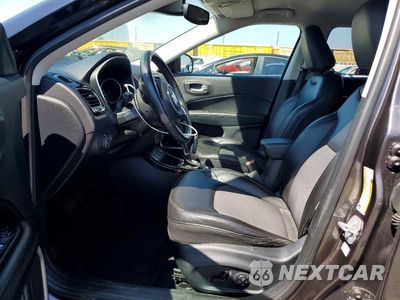 Zdjęcie 7 z 14 samochodu: 2018 JEEP COMPASS LATITUDE VIN:3C4NJCBB0JT326971 - miniatura