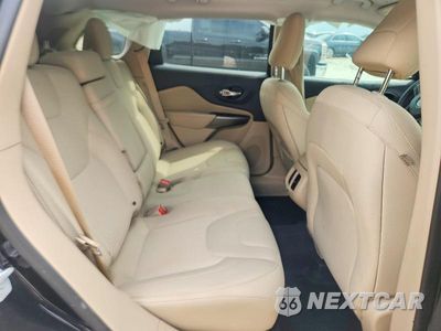 Zdjęcie 11 z 13 samochodu: 2019 JEEP CHEROKEE LATITUDE VIN:1C4PJLCBXKD416417 - miniatura