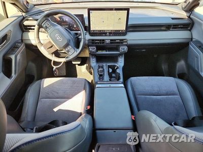 Zdjęcie 8 z 13 samochodu: 2026 TOYOTA RAV4 XSE VIN:JTM6CRAV5TD006843 - miniatura