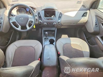 Zdjęcie 8 z 12 samochodu: 2010 HYUNDAI TUCSON GLS VIN:KM8JU3AC9AU017792 - miniatura