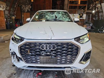 Piąte zdjęcie samochodu w środku: 2022 AUDI Q5 SPORTBACK PRM PLS 45 VIN:WA15AAFY1N2121244 - miniatura