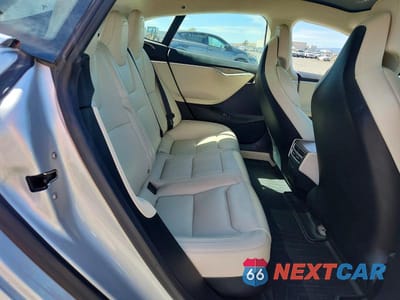 Zdjęcie 10 z 12 samochodu: 2017 TESLA MODEL S VIN:5YJSA1E13HF224972 - miniatura