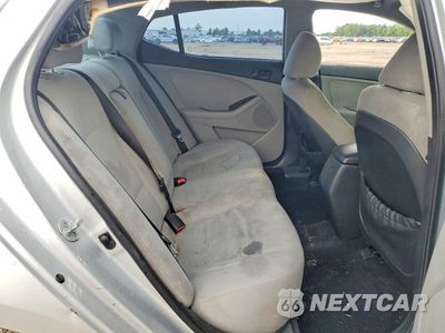 Zdjęcie 10 z 13 samochodu: 2015 KIA OPTIMA LX VIN:5XXGM4A70FG406163 - miniatura