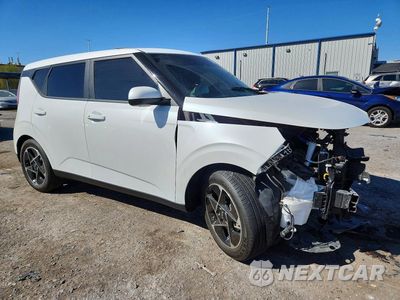 Czwarte zdjęcie samochodu z boku: 2024 KIA SOUL EX VIN:KNDJ33AU8R7238150 - miniatura