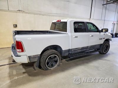 Trzecie zdjęcie samochodu z tyłu: 2015 RAM 1500 LONGHORN VIN:1C6RR7PM2FS724193 - miniatura