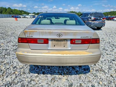 Zdjęcie 6 z 12 samochodu: 1997 TOYOTA CAMRY LE VIN:4T1BG22K8VU162534 - miniatura