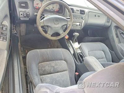 Zdjęcie 8 z 12 samochodu: 2002 HONDA ACCORD EX VIN:1HGCG32562A008556 - miniatura