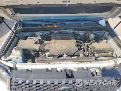 Zdjęcie 11 z 12 samochodu: 2020 TOYOTA TUNDRA CREWMAX SR5 VIN:5TFEY5F11LX269003 - miniatura